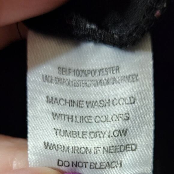 LORALEtte Black Slightly Sheer Burnout Bell Sleeve‎ Blouse Plus Size 2X - Picture 6 of 7